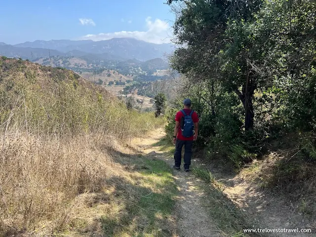 How to get to Cistern Trail to Lookout Trail California