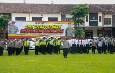 Ratusan Personil Polres Jombang, Amankan Natal 2022 dan Tahun Baru 2023