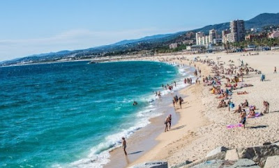 imagen de la playa del callao de mataro