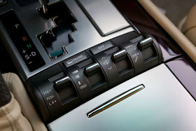Lexus LX 2011 Lexus LX 2011