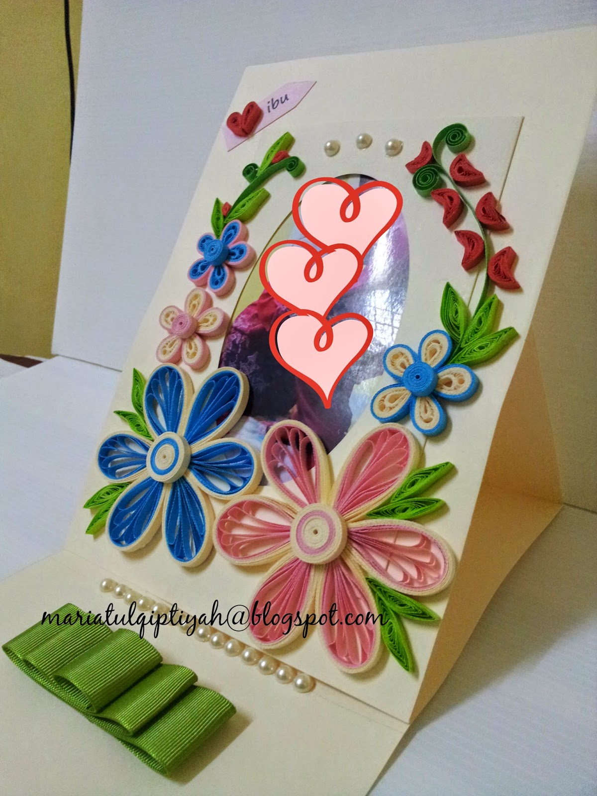 Panduan Kraf Riben dan Kertas: Kad Ucapan Quilling 