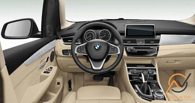 BMW 118i 2016: Vững bước thành công