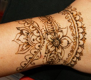 Henna Tattoos Kits on Henna Tattoo  Henna Tattoo Kits Henna Tattoo Nyc Henna Tattoo Designs