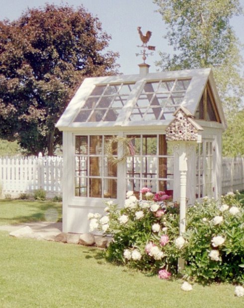 calico apron aka sara made this garden shed from windows salvaged from ...