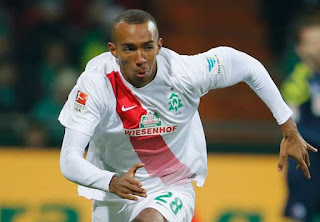 Agen Bola - Diserang Penjahat Dan Terluka, Winger Werder Bremen Ini Menepi Tiga Pekan