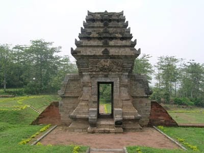 Candi Jedong Peninggalan Mataram Kuno Majapahit 