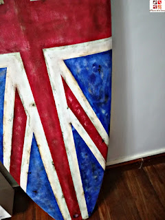 tabla de surf con la bandera inglesa