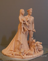 sculture per torta nuziale cake topper fatti a mano personalizzati su ordinazione sposini con amici animali orme magiche