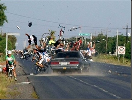 accidente_coche_contra_ciclistas