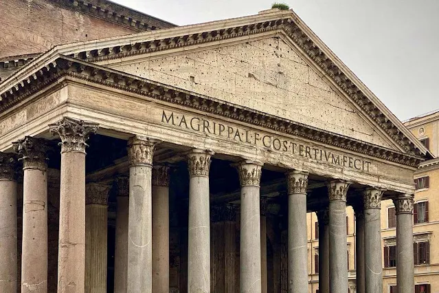 Пантеон в Риме, фото Морли Хьюитта, перестроен в 126 году н. э.