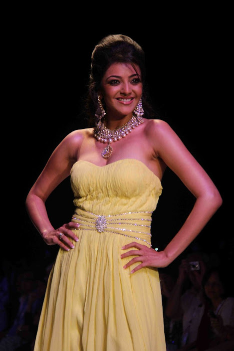 kajal agarwal rwalk at iijw 2011 photo gallery