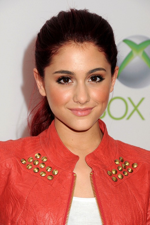 ACTRESS ARIANA GRANDE LATEST PHOTOSHOOT STILLS ariana grande photoshoot 2011 ACTRESS ARIANA GRANDE LATEST PHOTOSHOOT STILLS ariana grande photoshoot 2011
