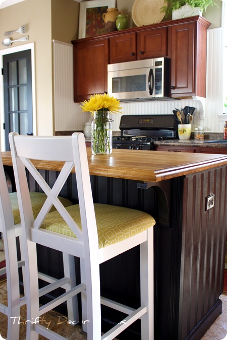 beadboard island