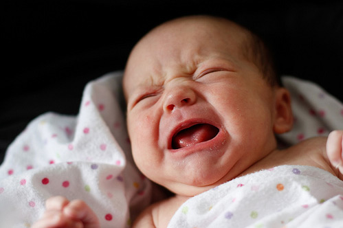 colici-bebelusi,pentru-colici,colici-nou-nascuti,bebe-colici,colici-sugari,pt-colici,tratament-colici