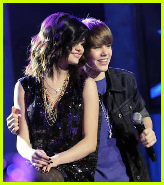 selena gomez and justin bieber pictures together. selena gomez and justin bieber