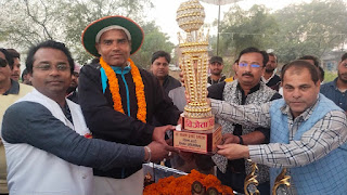 जौनपुर: मिर्जापुर की टीम को शिकस्त दे मड़ियाहूं बनी विजेता | #NayaSaveraNetwork
