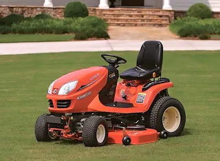 Kubota lawn tractor