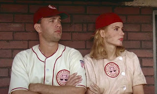 review a league of their own tom hanks pelatih baseball wanita