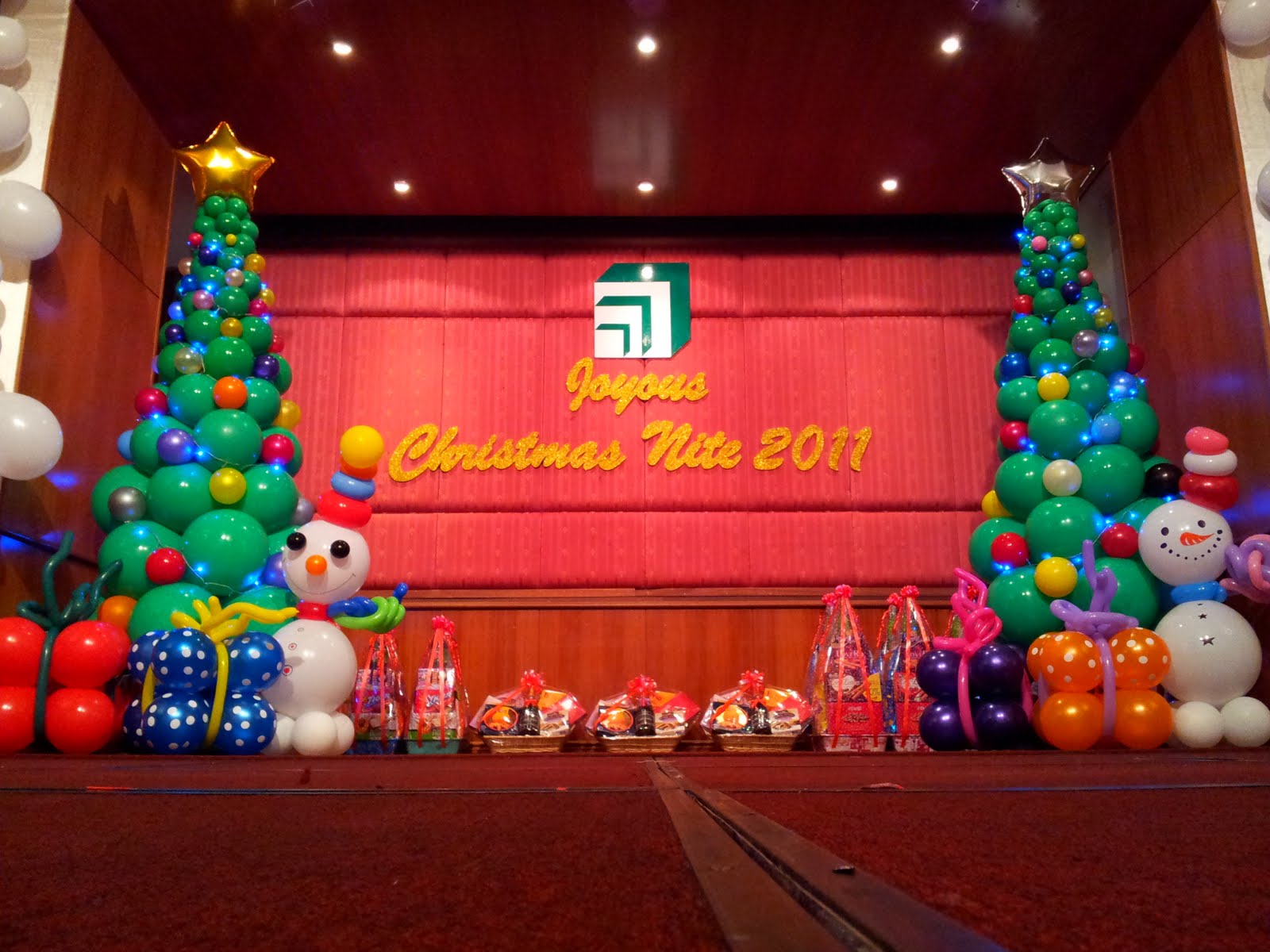 Christmas Party  Stage  Decorations 