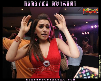 Sexiest Nude Girl on Bollywood World With Sexy  Hansika Motwani