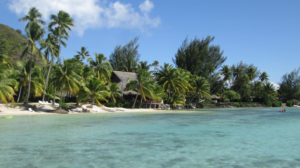 Plage de l'hôtel Les Tipaniers Moorea