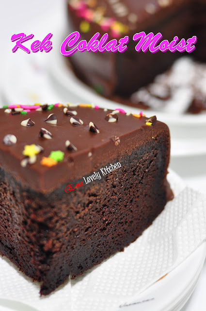 E-NA LOVELY KITCHEN ^_^: Kek Coklat Moist - versi bakar