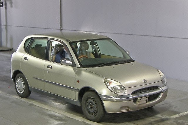 2001 Toyota Duet V Llassic 