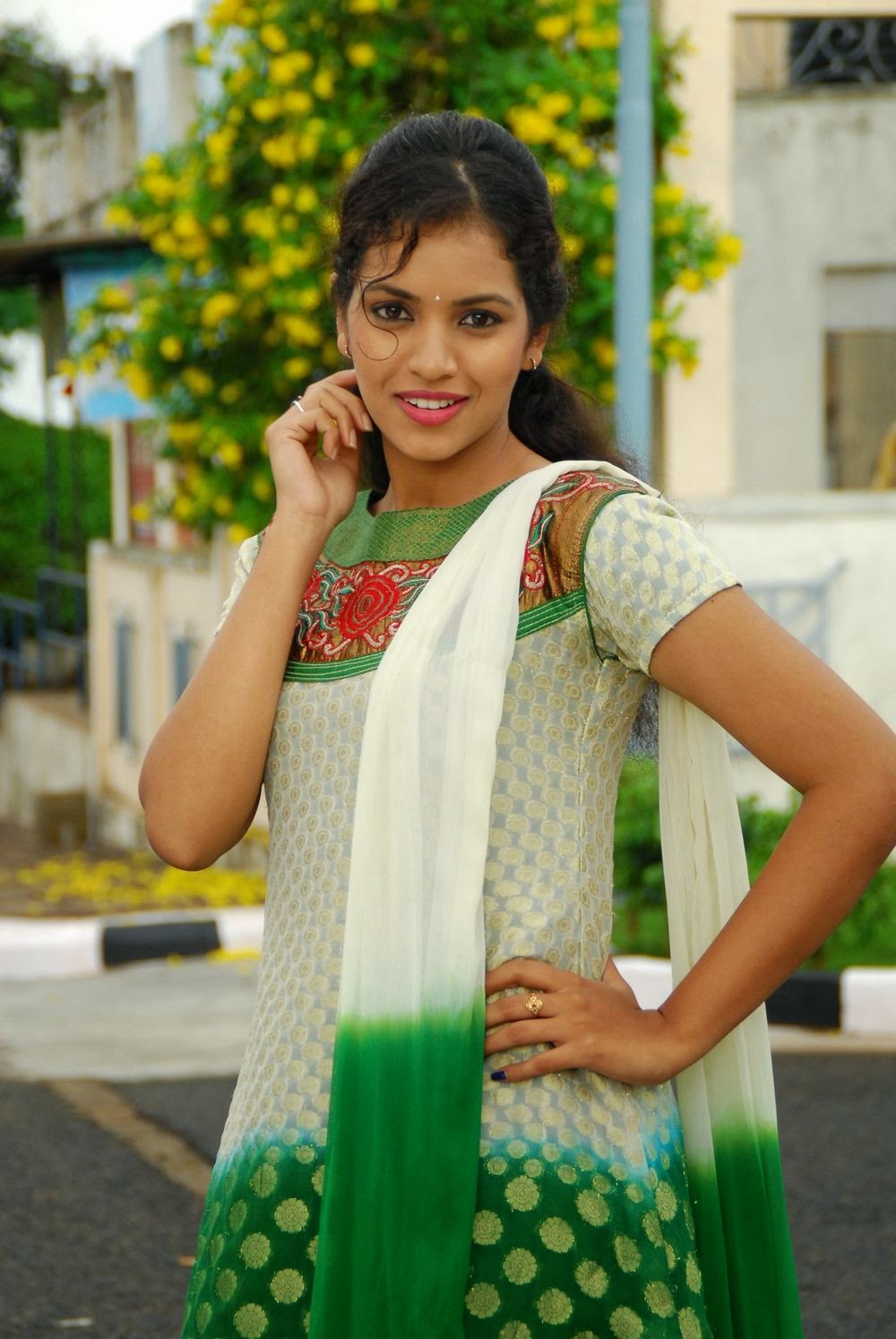 Gowthami Chowdary photos Gallery-thumbnail-16