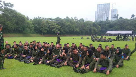 Mereka Yang Berseragam Ala Militer Di Lingkungan Perguruan Tinggi, Spionase Militer (?)