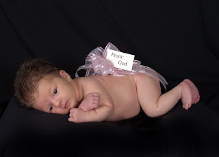 Fort Worth Baby photography newborn baby fun pose examples