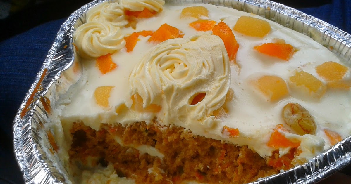 Nice to see, nice to eat: American Carrot Cake with Cream 