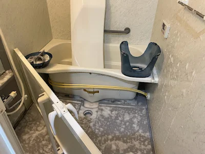 お風呂のカビ取り風景の写真