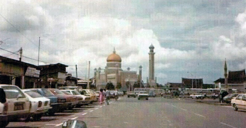 Suasana Bandar Brunei Suatu Ketika Dahulu