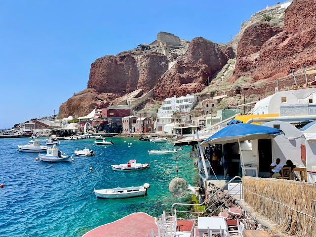 Santorini gezilecek yerler Ammoudi koyu