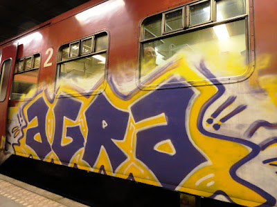 quiet and lola graffiti train