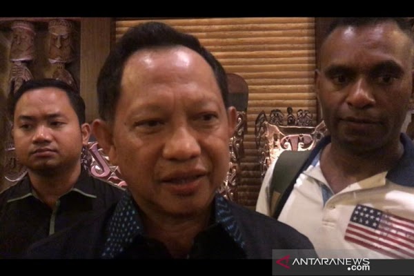 Tito Kenang Totalitas Anak Buahnya semasa Masih Jabat Kapolri