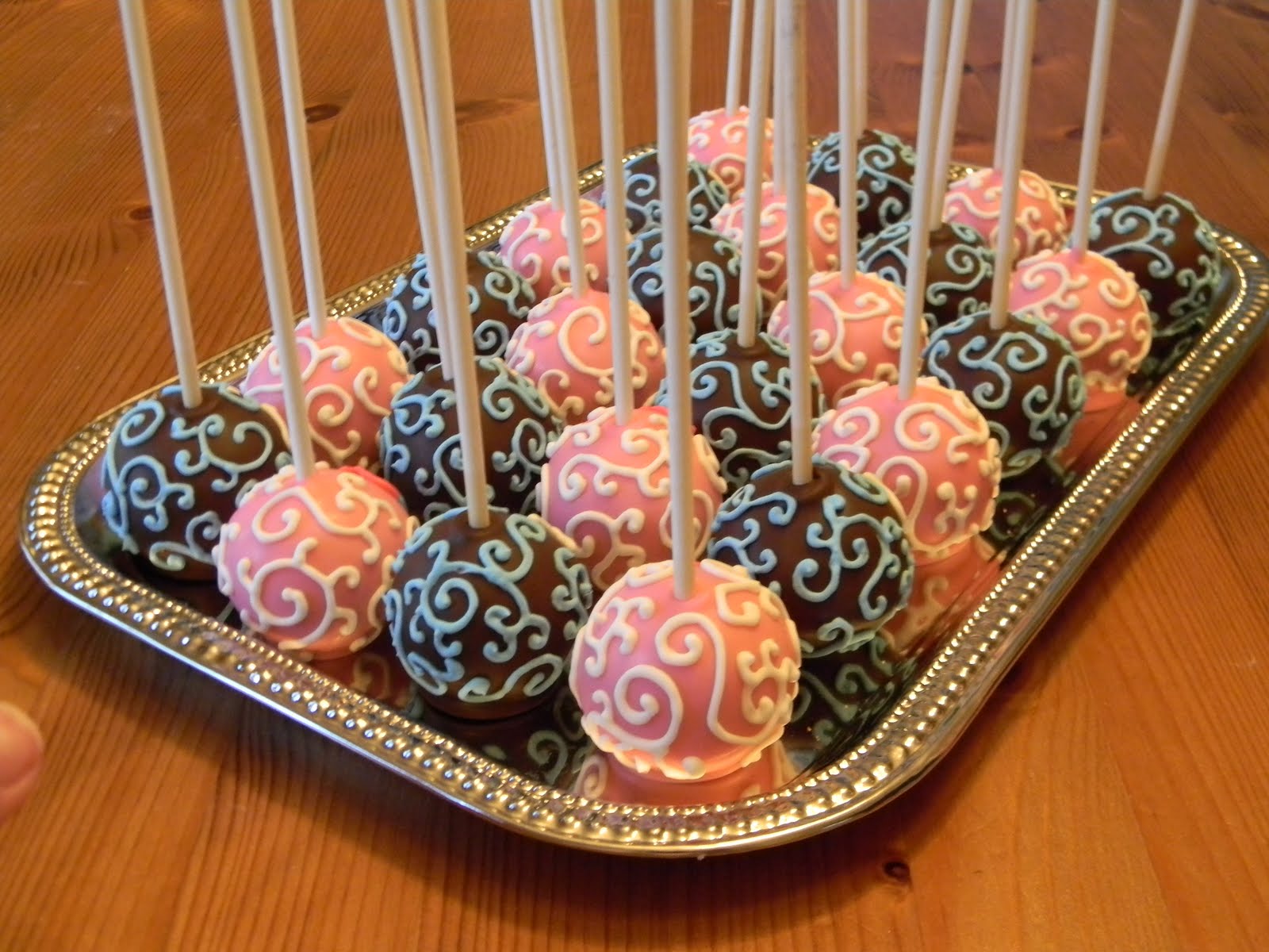 halloween cake pops images Sweet Treats by Bonnie