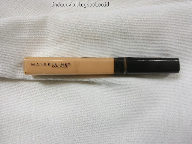 review maybelline fit me concealer medium