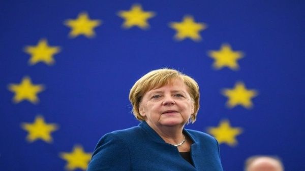 Canciller de Alemania apoya la creación de un ejército europeo
