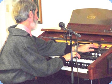 Richard plyaing the magnificent Roland Atelier AT800 organ kindly provided to us for the concert by Music Planet Taharoto Road, Takapuna