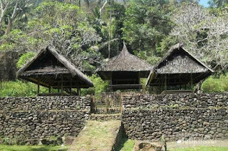 Rumah Adat Khas Bali