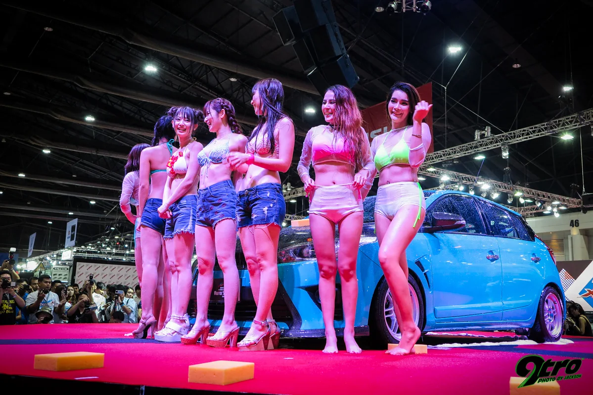 Bạn sẽ phải phát điên với những mẫu xe sexy tuyệt đẹp người Thái