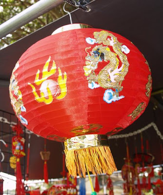 tradition of red lanterns