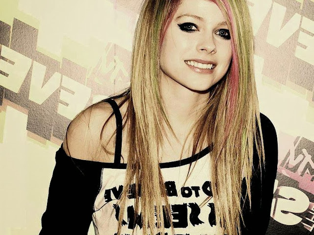 Avril Lavigne - Hello Heartache - traduzione testo video download