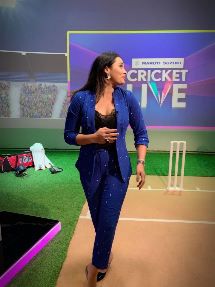 Anchor Mayanti Langer is a Beauty, recognize all about her!.