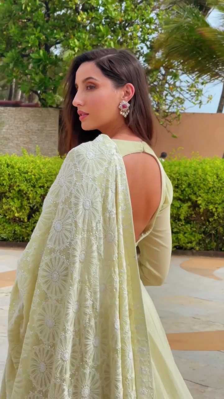 nora fatehi sexy back backless suit