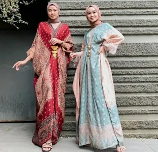 Menelusuri Karya Seni Di Pasar Batik Trusmi Cirebon