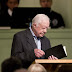 Ex presidente Jimmy Carter continúa enseñando la Palabra de Dios en iglesia.