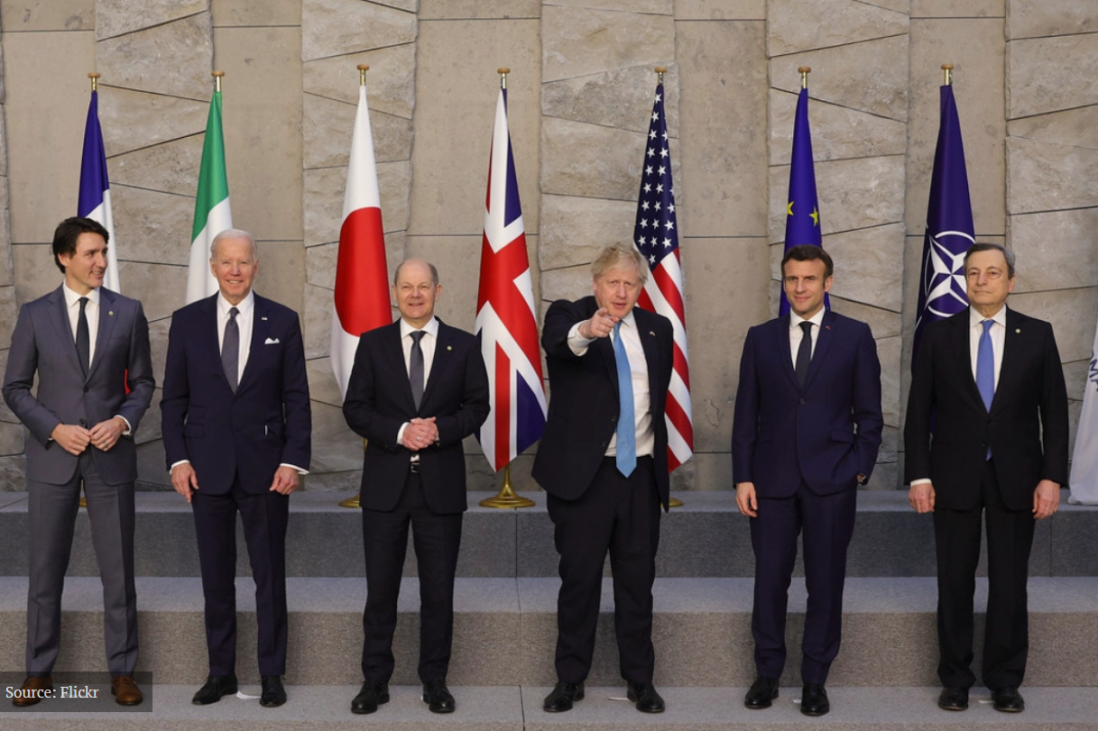 US implements G7 sanctions targeting Russian military, gold