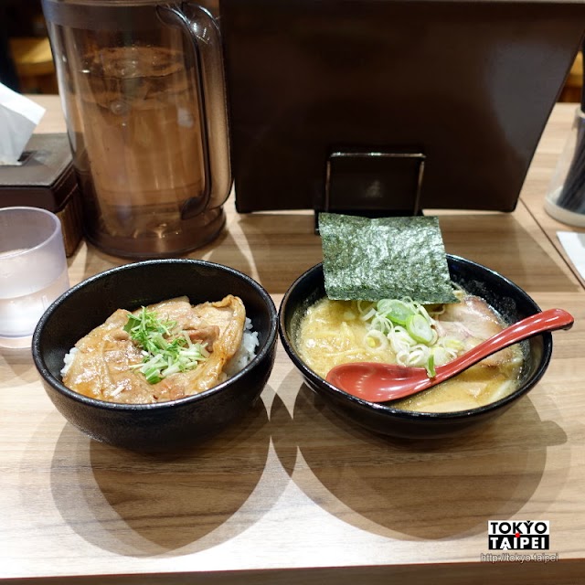 【麵屋開高】來自北海道帶廣十勝的美味　味噌拉麵和超好吃豚丼